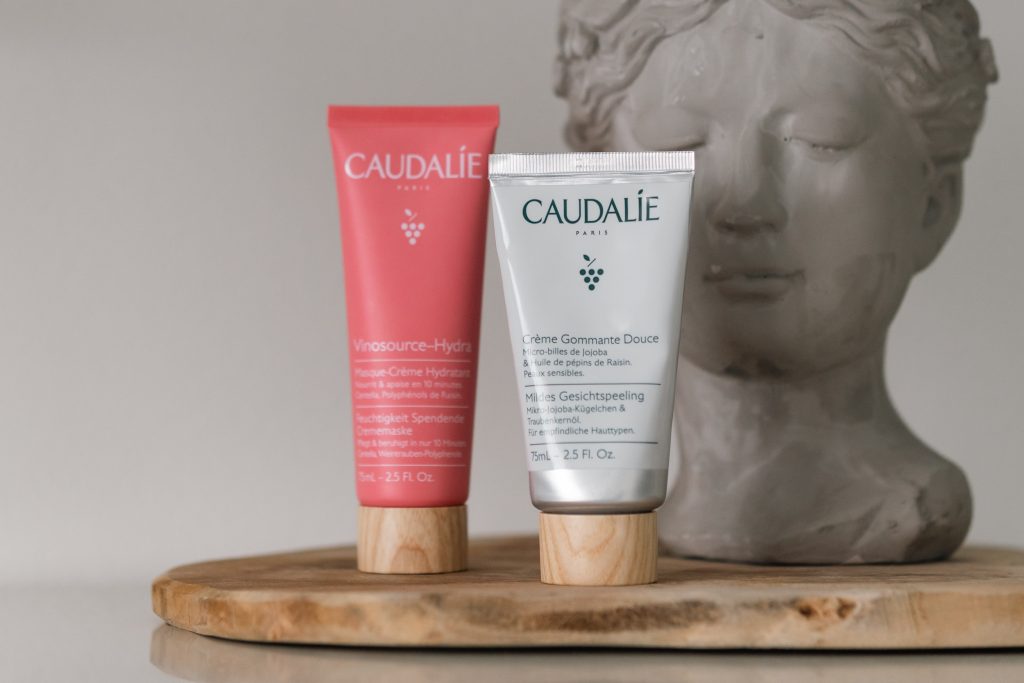 Caudalie - pleťový píling a maska