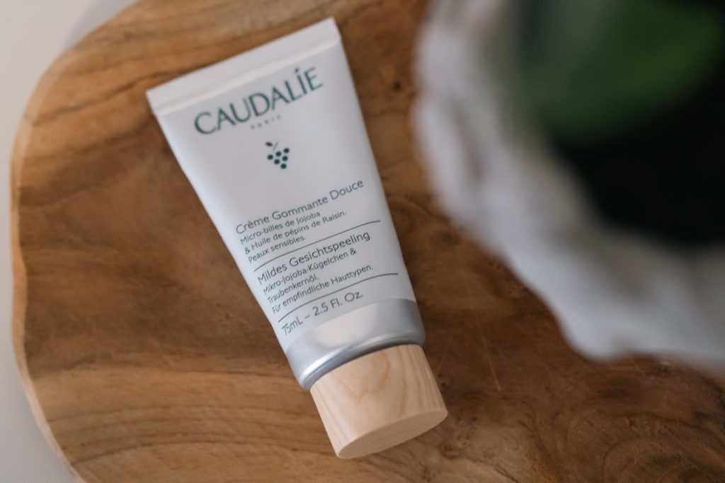 Caudalie - jemný pílingový krém